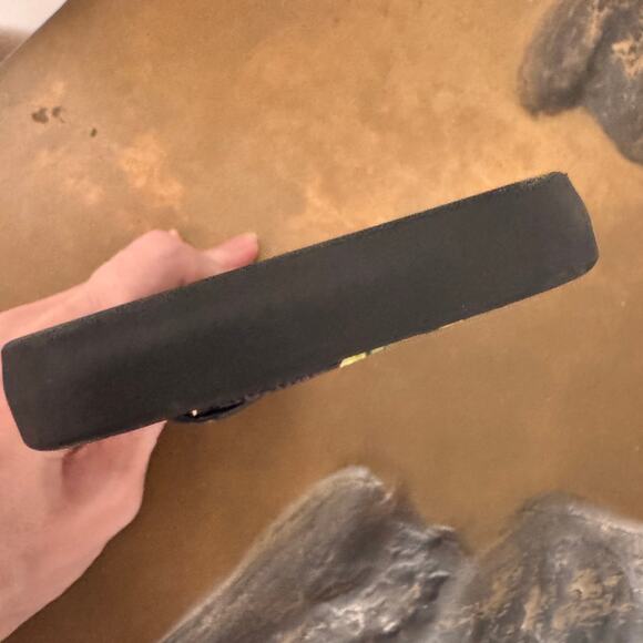 BANDOLIER 14 PRO Rare NEW! Floral Wallet Crossbody Chain Case Limited Edition!! - Picture 7 of 7